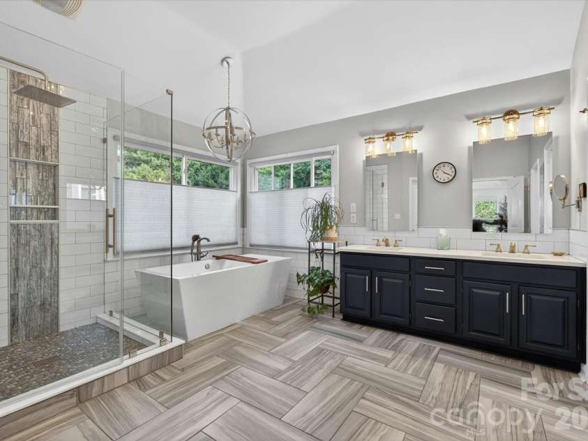 10900 Jordan Rae Lane, Charlotte, NC 28277.  MLS# CAR4379001, YatesRealty ID 21425. 