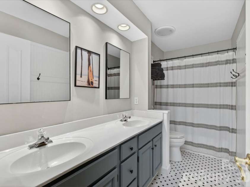 10900 Jordan Rae Lane, Charlotte, NC 28277.  MLS# CAR4379001, YatesRealty ID 21425. 