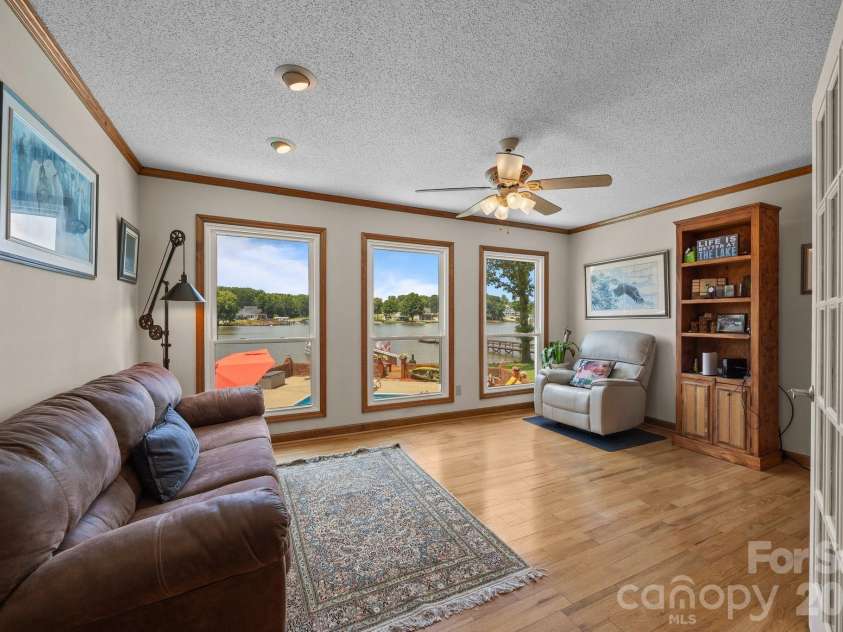 1017 Holloway Church Road, Lexington, NC 27292.  MLS# CAR4266201, YatesRealty ID 21426. 