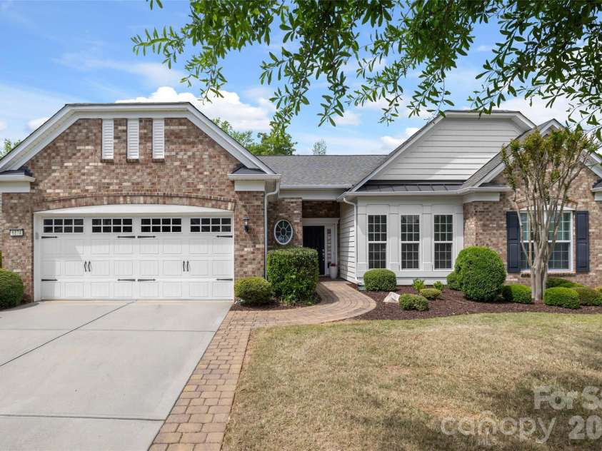 6174 Jack Thomas Drive, Fort Mill, SC 29707.  MLS# CAR4369429, YatesRealty ID 21426. 