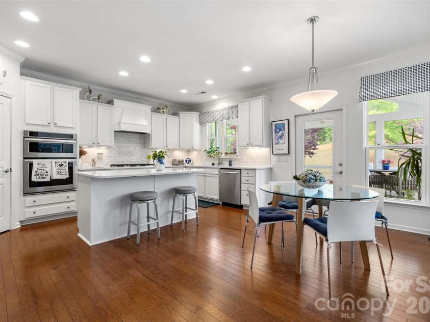 6174 Jack Thomas Drive, Fort Mill, SC 29707.  MLS# CAR4369429, YatesRealty ID 21426. 