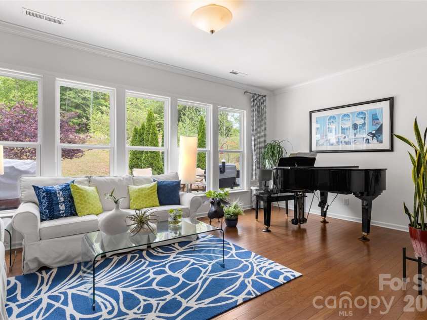 6174 Jack Thomas Drive, Fort Mill, SC 29707.  MLS# CAR4369429, YatesRealty ID 21426. 