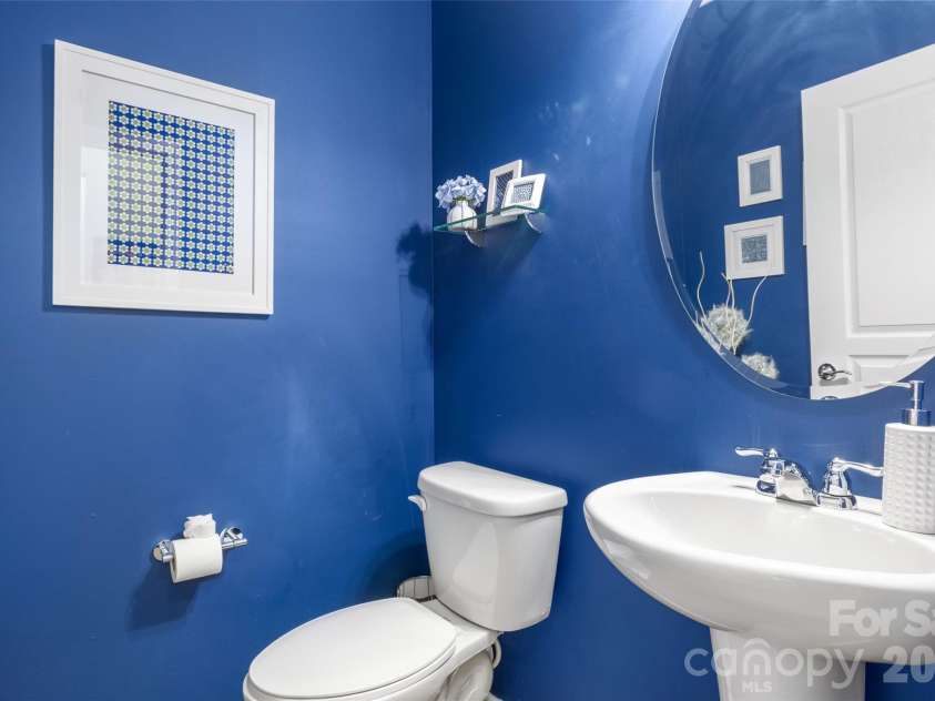 6174 Jack Thomas Drive, Fort Mill, SC 29707.  MLS# CAR4369429, YatesRealty ID 21426. 