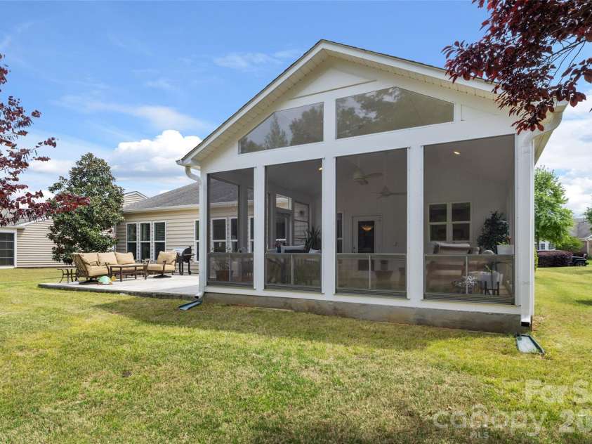 6174 Jack Thomas Drive, Fort Mill, SC 29707.  MLS# CAR4369429, YatesRealty ID 21426. 
