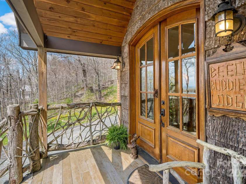 140 Spruce Hollow Road, Beech Mountain, NC 28604.  MLS# CAR4263469, YatesRealty ID 21427. 