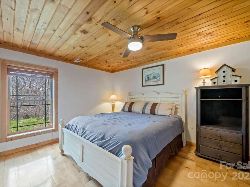 140 Spruce Hollow Road, Beech Mountain, NC 28604.  MLS# CAR4263469, YatesRealty ID 21427. LL Bedroom