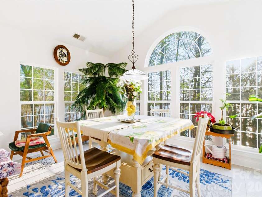 220 Woodwinds Drive, Mount Holly, NC 28120.  MLS# CAR4361261, YatesRealty ID 21427. Main floor - breakfast room