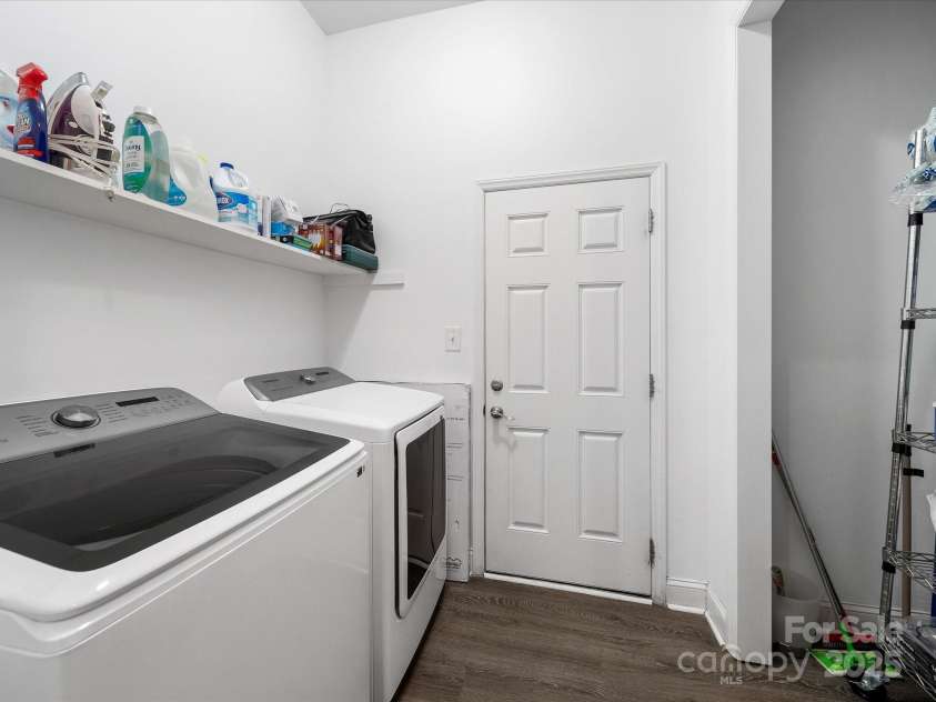 11104 Pine Grove Avenue, Mint Hill, NC 28227.  MLS# CAR4248082, YatesRealty ID 21428. LAUNDRY ROOM