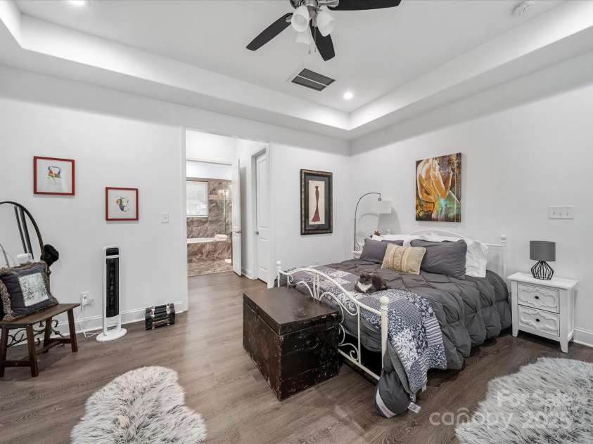 11104 Pine Grove Avenue, Mint Hill, NC 28227.  MLS# CAR4248082, YatesRealty ID 21428. PRIMARY BEDROOM