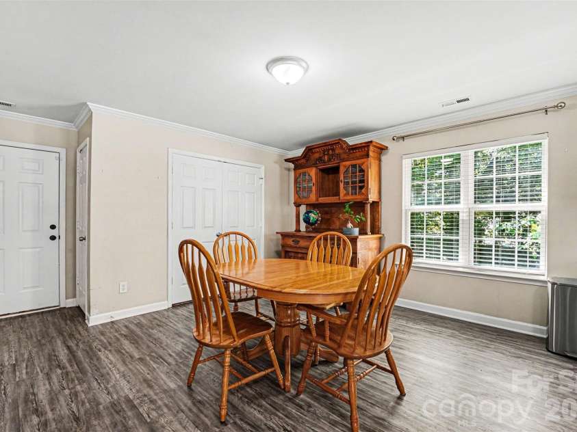 150 Waco Avenue, Kannapolis, NC 28083.  MLS# CAR4395400, YatesRealty ID 21428. 