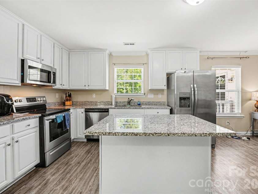 150 Waco Avenue, Kannapolis, NC 28083.  MLS# CAR4395400, YatesRealty ID 21428. 
