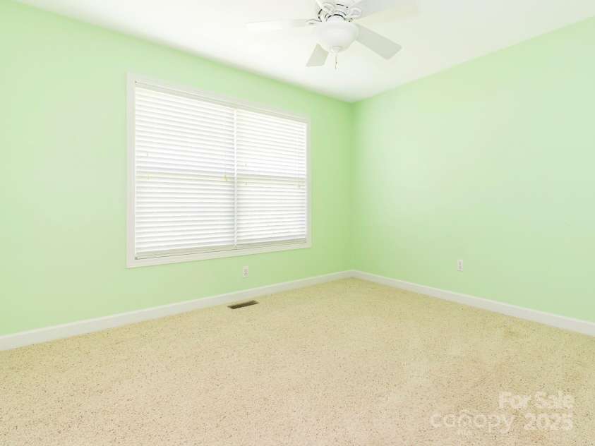 1271 Applewood Lane, York, SC 29745.  MLS# CAR4266523, YatesRealty ID 21429. Bedroom 3