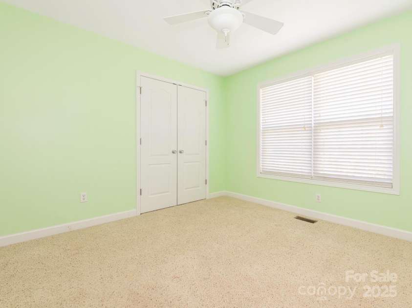 1271 Applewood Lane, York, SC 29745.  MLS# CAR4266523, YatesRealty ID 21429. Bedroom 3