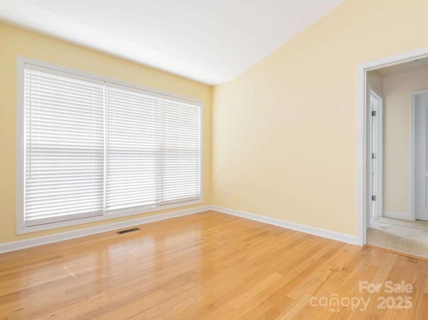 1271 Applewood Lane, York, SC 29745.  MLS# CAR4266523, YatesRealty ID 21429. Formal Dining Area