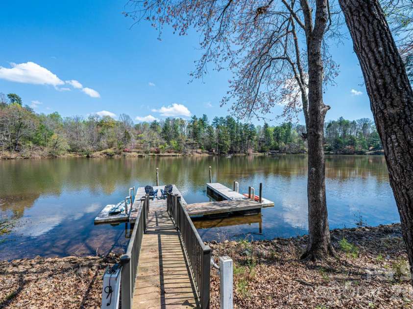4726 Crystal Falls Avenue, Hickory, NC 28601.  MLS# CAR4367330, YatesRealty ID 21429. 