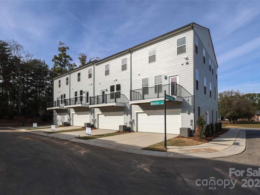 1909 Galloway Road, Charlotte, NC 28262.  MLS# CAR4199516, YatesRealty ID 2143. 