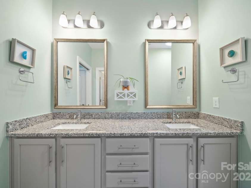 5256 Courtyard Lane, Belmont, NC 28012.  MLS# CAR4299282, YatesRealty ID 2143. Primary bathroom with double vanity