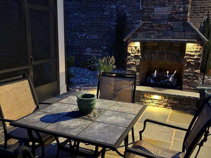 5256 Courtyard Lane, Belmont, NC 28012.  MLS# CAR4299282, YatesRealty ID 2143. Seller's twilight photo of courtyard