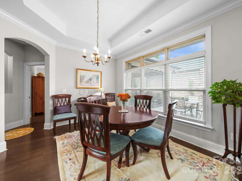 5256 Courtyard Lane, Belmont, NC 28012.  MLS# CAR4299282, YatesRealty ID 2143. Spacious dining area