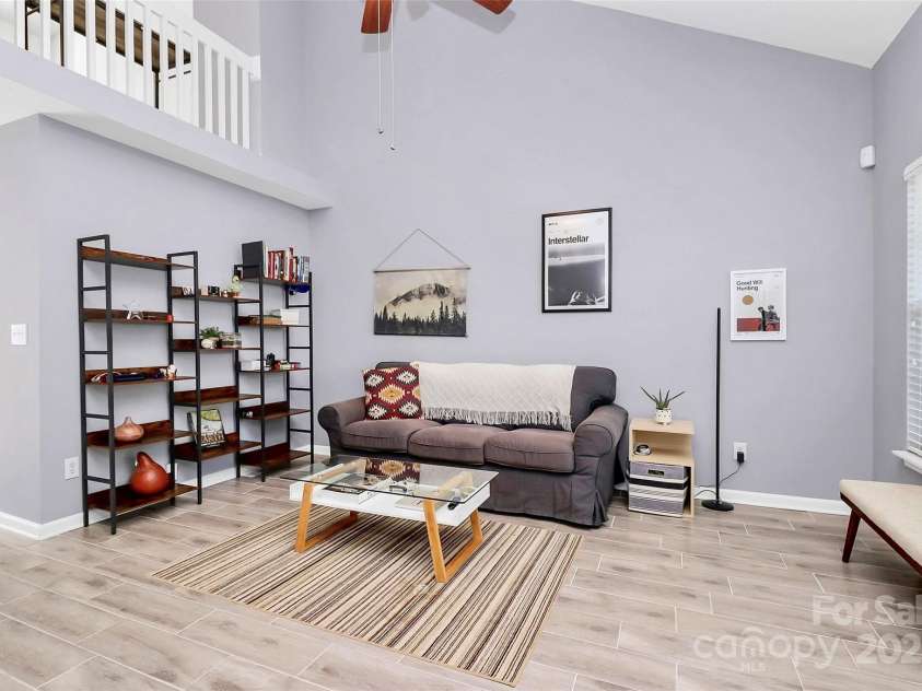 5980 Cougar Lane, Charlotte, NC 28269.  MLS# CAR4272520, YatesRealty ID 21432. 