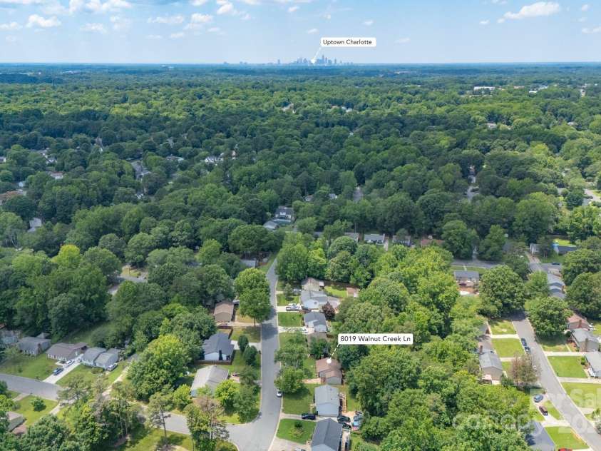 8019 Walnut Creek Lane, Charlotte, NC 28227.  MLS# CAR4267760, YatesRealty ID 21433. 