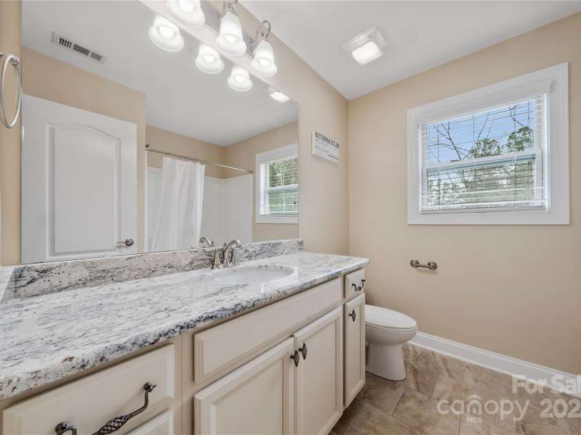 3019 Foggy Hollow Lane, Clover, SC 29710.  MLS# CAR4226789, YatesRealty ID 21435. Guest bathroom