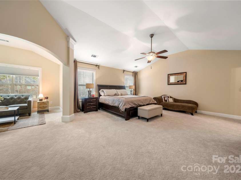 3019 Foggy Hollow Lane, Clover, SC 29710.  MLS# CAR4226789, YatesRealty ID 21435. Primary Bedroom with office space