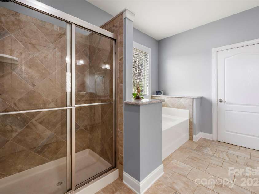 3019 Foggy Hollow Lane, Clover, SC 29710.  MLS# CAR4226789, YatesRealty ID 21435. Second Primary bath cont.