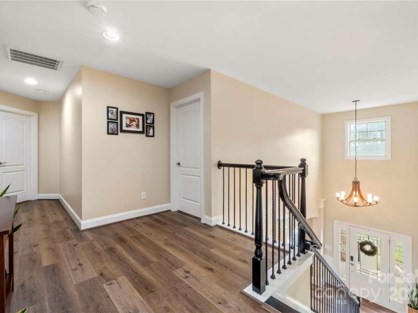 3019 Foggy Hollow Lane, Clover, SC 29710.  MLS# CAR4226789, YatesRealty ID 21435. Upstairs foyer