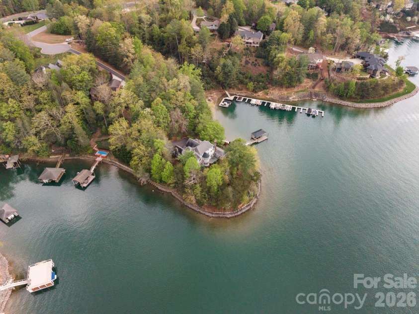 4950 Canterbury Place, Morganton, NC 28655.  MLS# CAR4368973, YatesRealty ID 21436. 