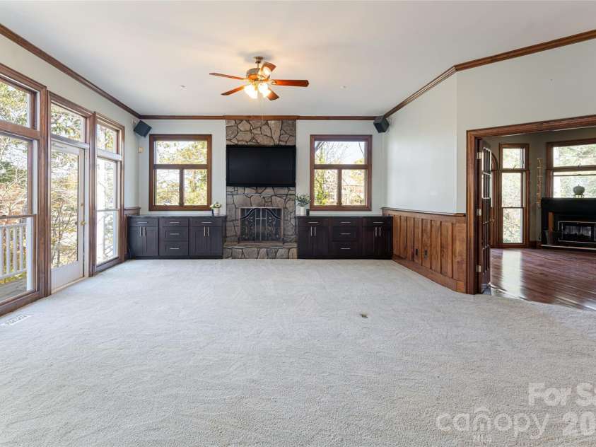 4950 Canterbury Place, Morganton, NC 28655.  MLS# CAR4368973, YatesRealty ID 21436. 