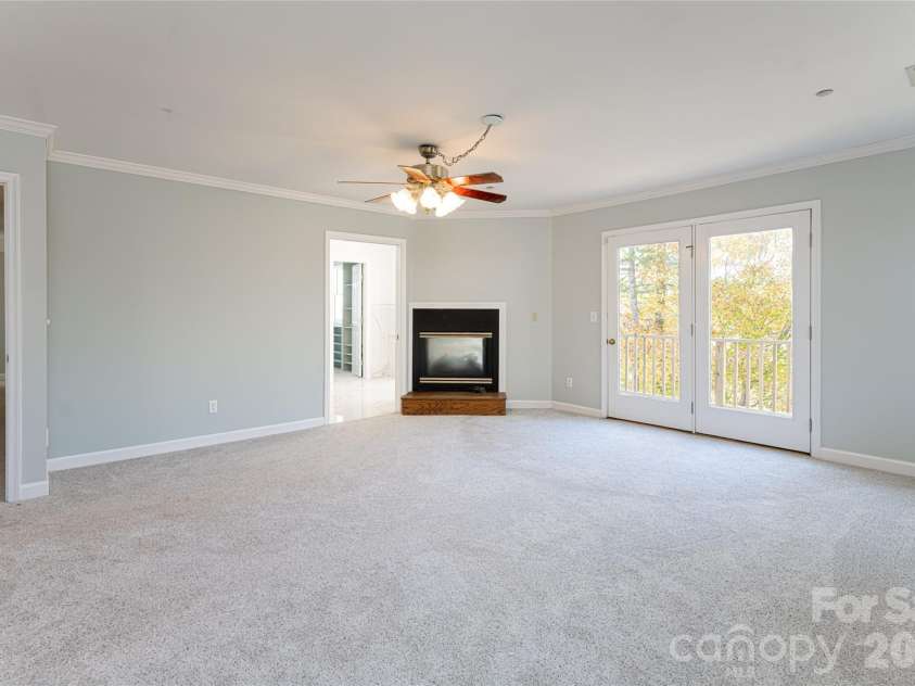 4950 Canterbury Place, Morganton, NC 28655.  MLS# CAR4368973, YatesRealty ID 21436. 