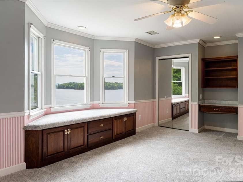4950 Canterbury Place, Morganton, NC 28655.  MLS# CAR4368973, YatesRealty ID 21436. 