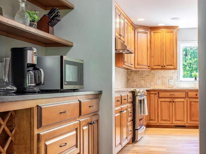 206 Ridge Top Drive, Connelly Springs, NC 28612.  MLS# CAR4260392, YatesRealty ID 21437. 