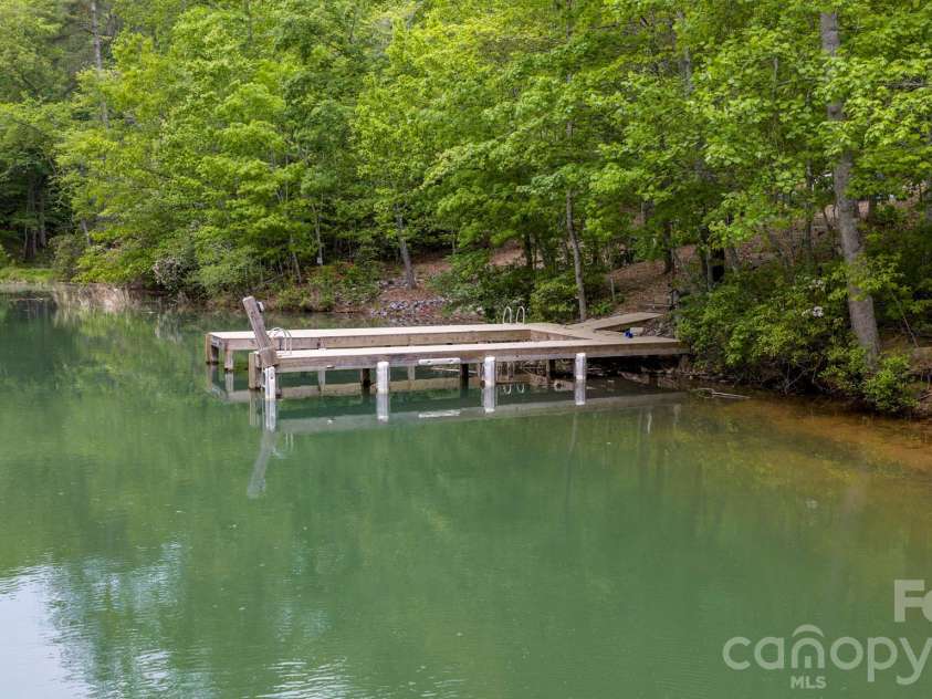 286 Holmstead Drive, Lake Lure, NC 28746.  MLS# CAR4366209, YatesRealty ID 21437. 