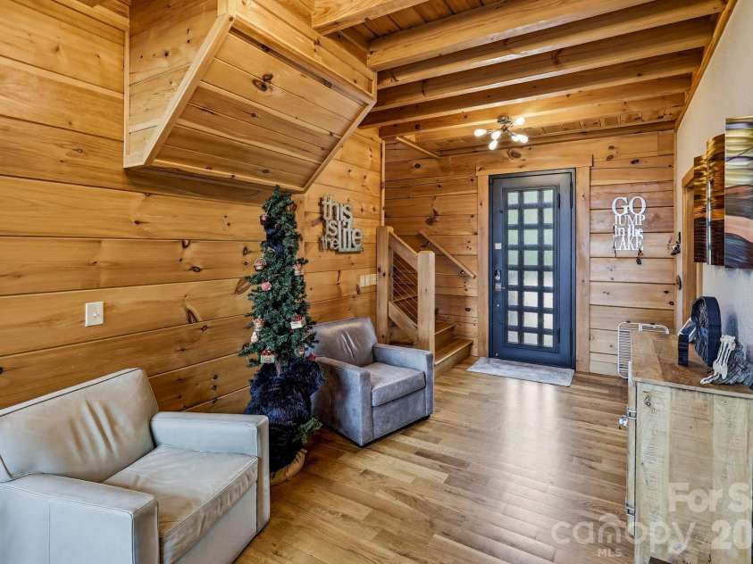 286 Holmstead Drive, Lake Lure, NC 28746.  MLS# CAR4366209, YatesRealty ID 21437. 