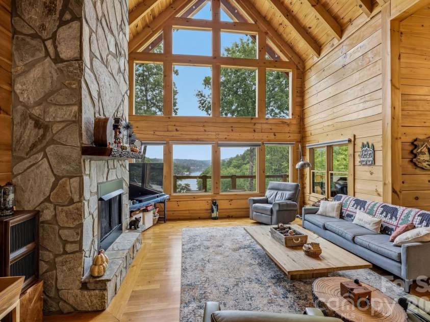 286 Holmstead Drive, Lake Lure, NC 28746.  MLS# CAR4366209, YatesRealty ID 21437. 
