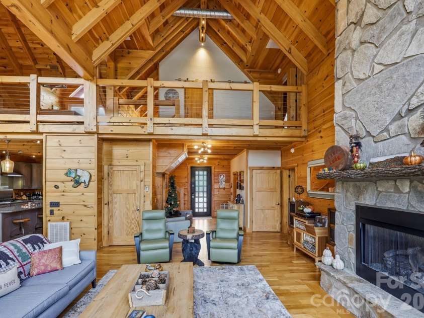 286 Holmstead Drive, Lake Lure, NC 28746.  MLS# CAR4366209, YatesRealty ID 21437. 