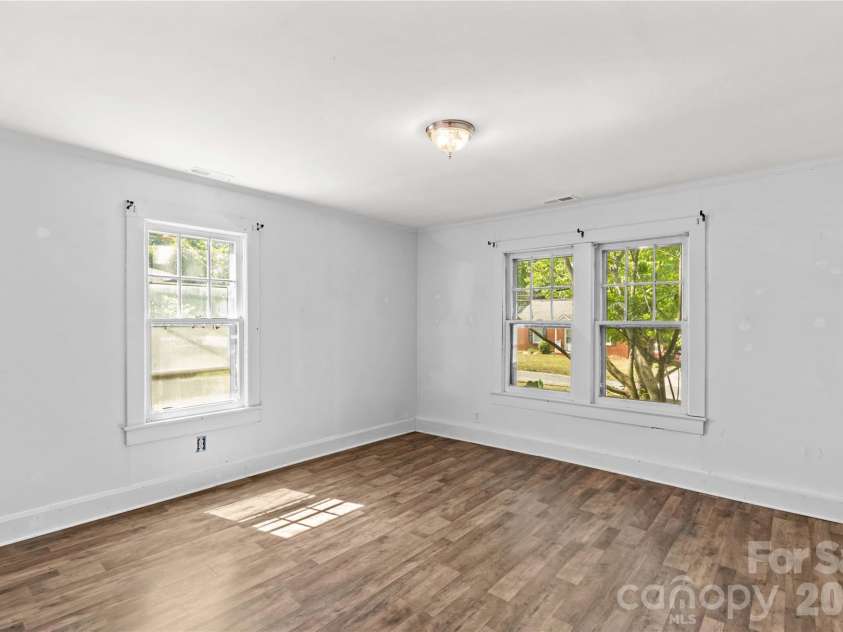 3161 Poplar Tent Road, Concord, NC 28027.  MLS# CAR4381561, YatesRealty ID 21438. 