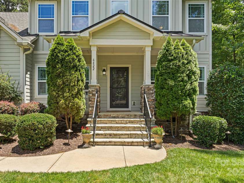 6422 Northern Red Oak Drive, Mint Hill, NC 28227.  MLS# CAR4268463, YatesRealty ID 21439. 