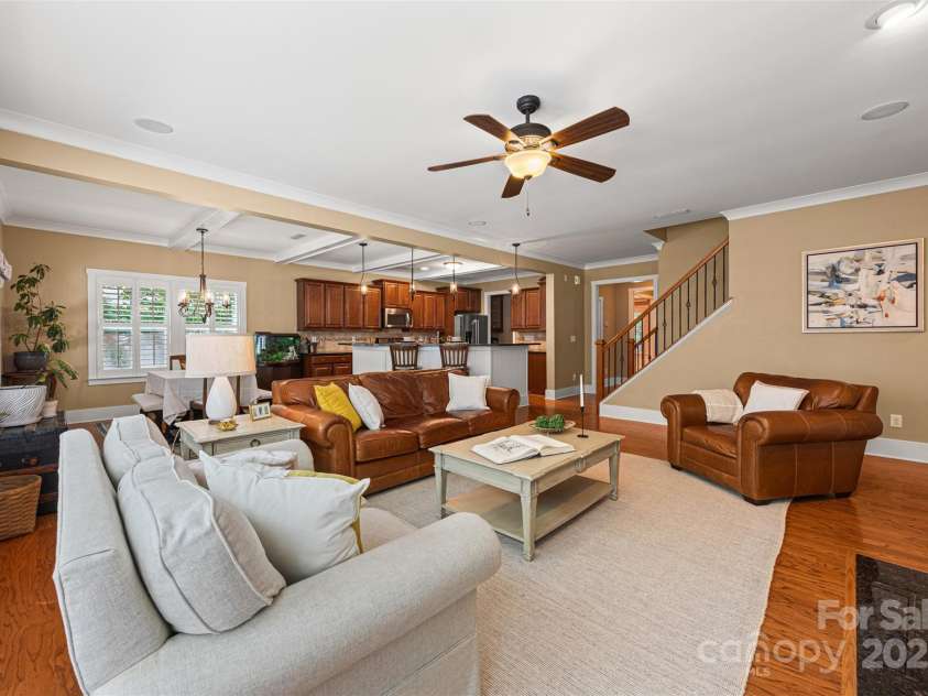 6422 Northern Red Oak Drive, Mint Hill, NC 28227.  MLS# CAR4268463, YatesRealty ID 21439. 