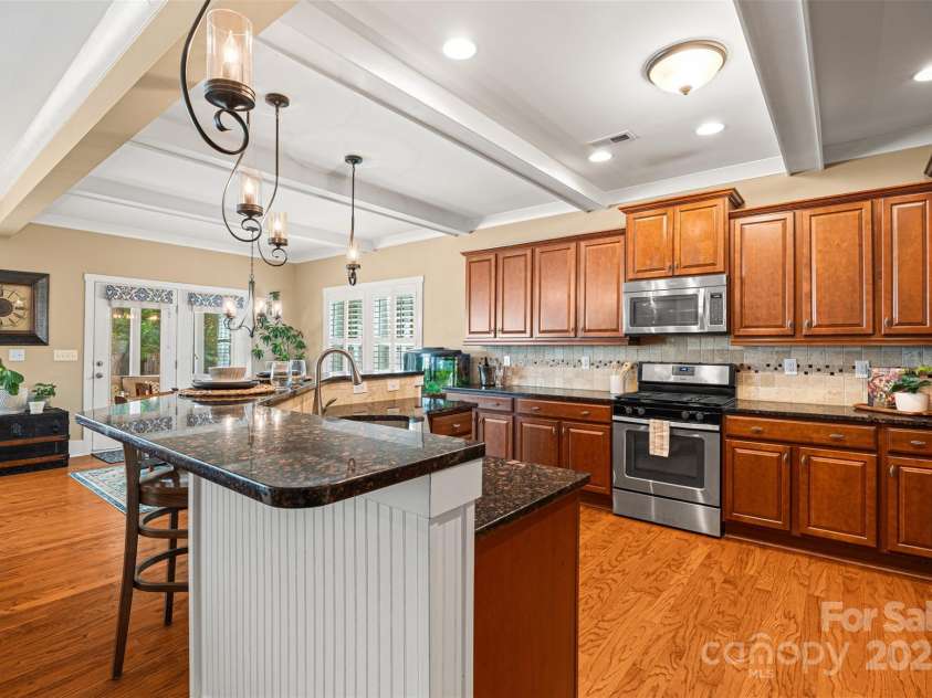 6422 Northern Red Oak Drive, Mint Hill, NC 28227.  MLS# CAR4268463, YatesRealty ID 21439. 