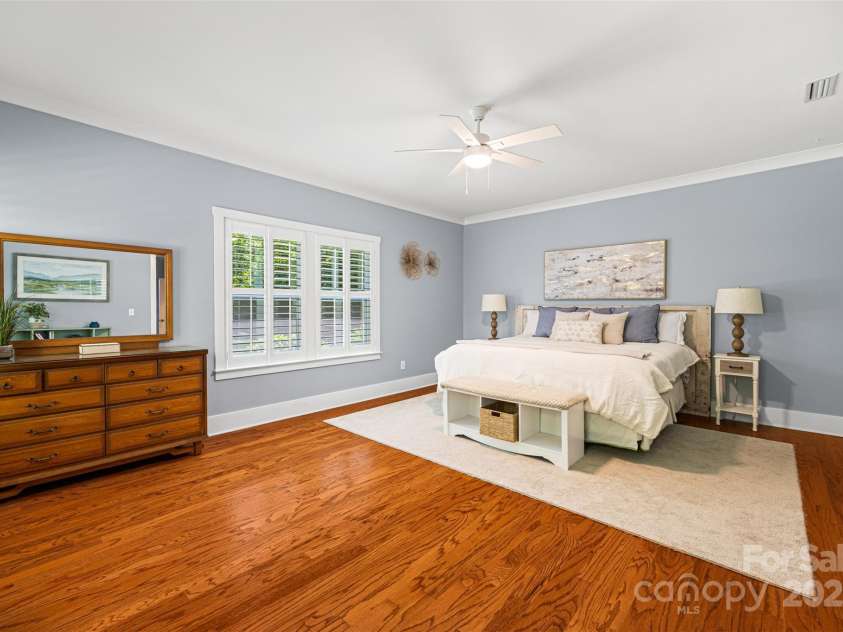 6422 Northern Red Oak Drive, Mint Hill, NC 28227.  MLS# CAR4268463, YatesRealty ID 21439. 