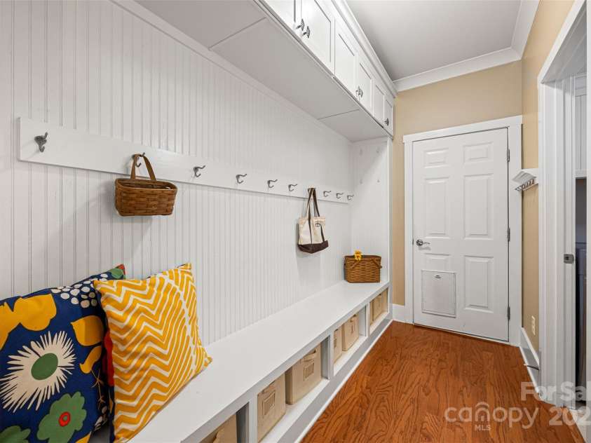 6422 Northern Red Oak Drive, Mint Hill, NC 28227.  MLS# CAR4268463, YatesRealty ID 21439. 