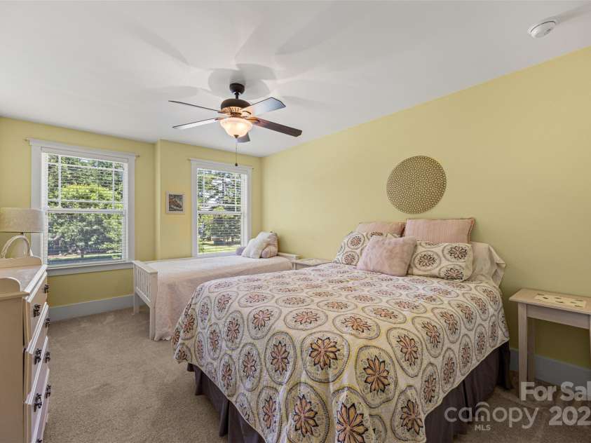 6422 Northern Red Oak Drive, Mint Hill, NC 28227.  MLS# CAR4268463, YatesRealty ID 21439. 