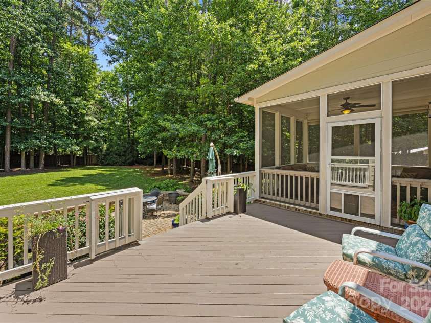 6422 Northern Red Oak Drive, Mint Hill, NC 28227.  MLS# CAR4268463, YatesRealty ID 21439. 