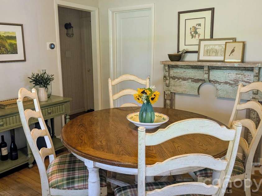 21 Byrd Lane, Brevard, NC 28712.  MLS# CAR4302808, YatesRealty ID 2144. 