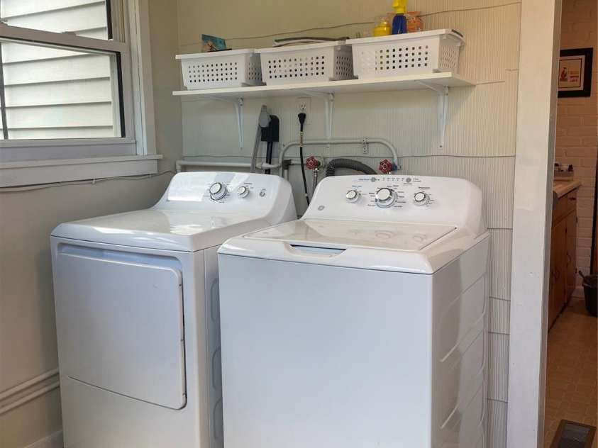 21 Byrd Lane, Brevard, NC 28712.  MLS# CAR4302808, YatesRealty ID 2144. 