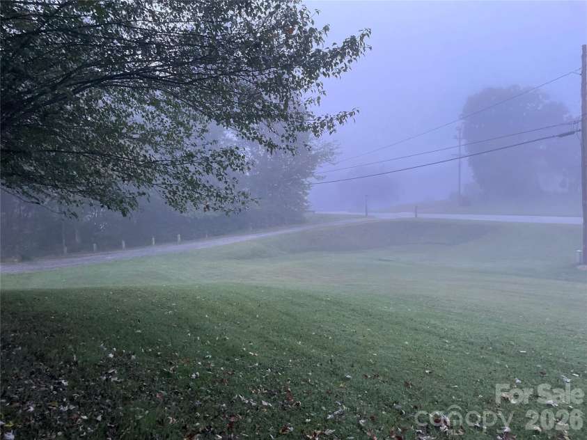 21 Byrd Lane, Brevard, NC 28712.  MLS# CAR4302808, YatesRealty ID 2144. 