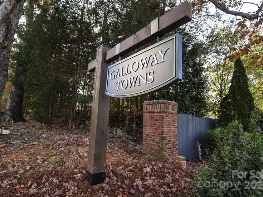 2105 Bayou Trace Drive, Charlotte, NC 28262.  MLS# CAR4203557, YatesRealty ID 2144. 